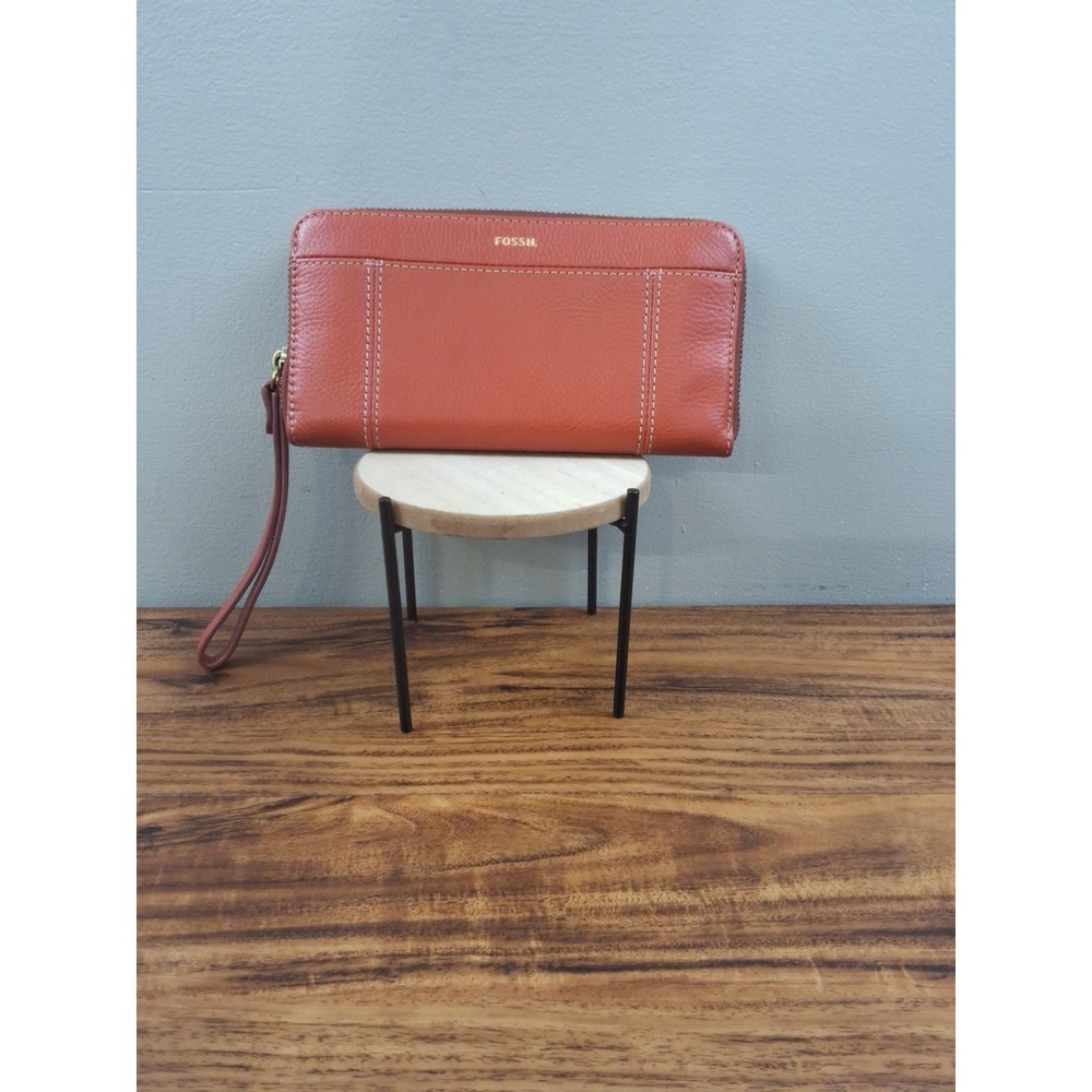 Fossil RFID Jori Zip Clutch Wristlet Leather Wallet Brown SWL2204210